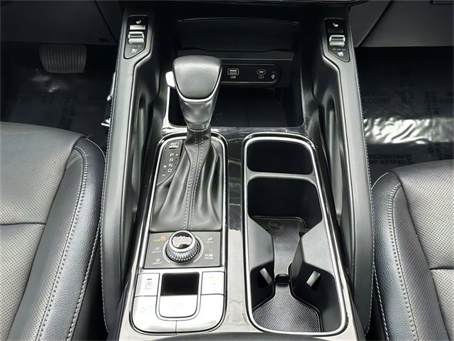 Used 2023 Kia Telluride EX w/ EX Captain's Chair Package image 15