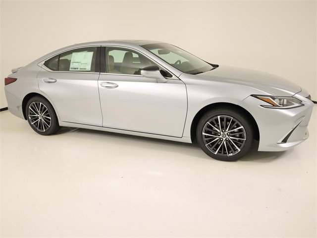 New 2025 Lexus ES 300h w/ Premium Package image 5