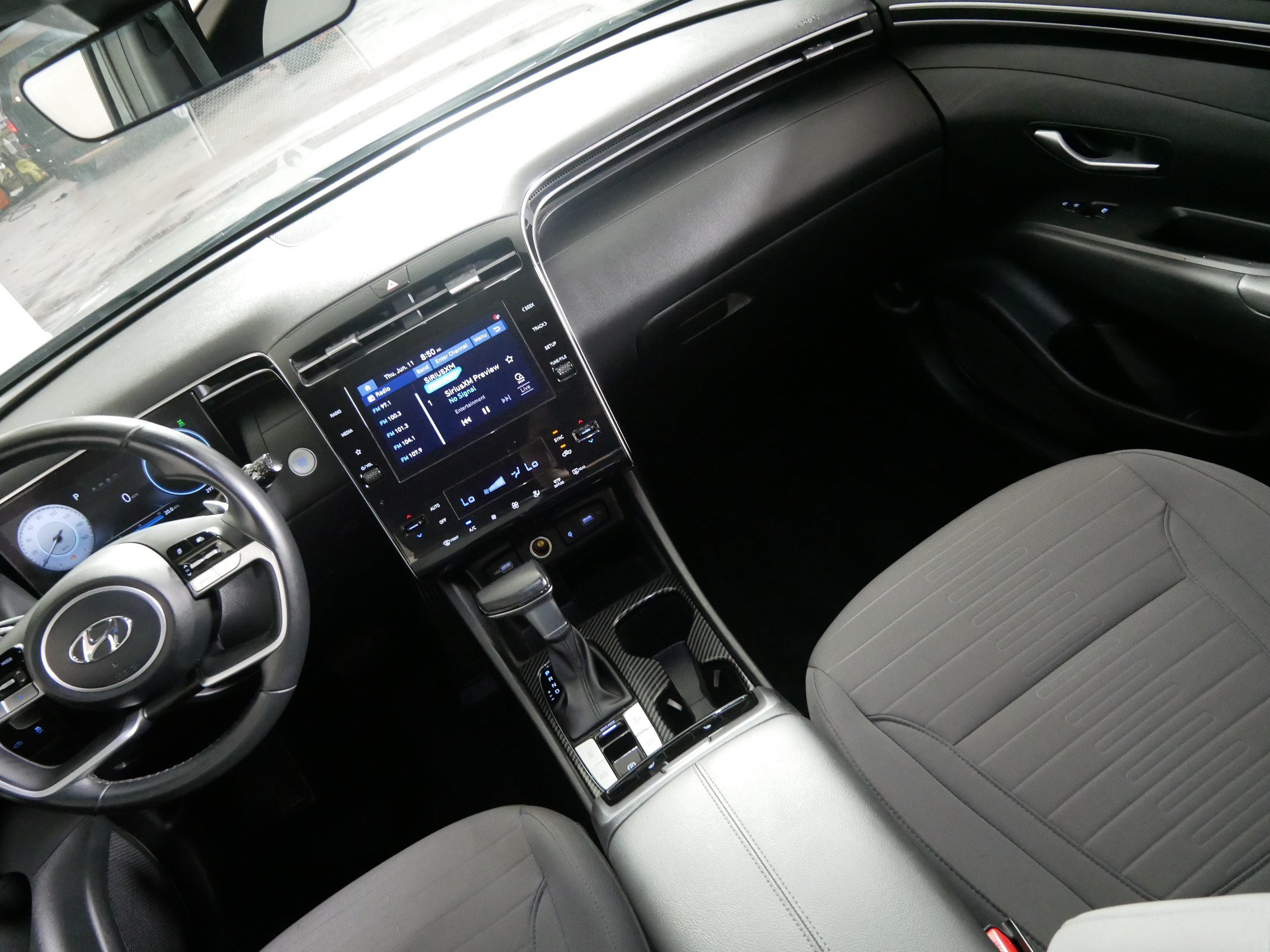 Used 2022 Hyundai Santa Cruz SEL Premium AWD/4WD image 11