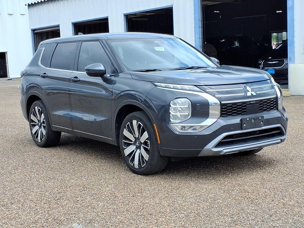 Used 2025 Mitsubishi Outlander SE AWD/4WD image 6