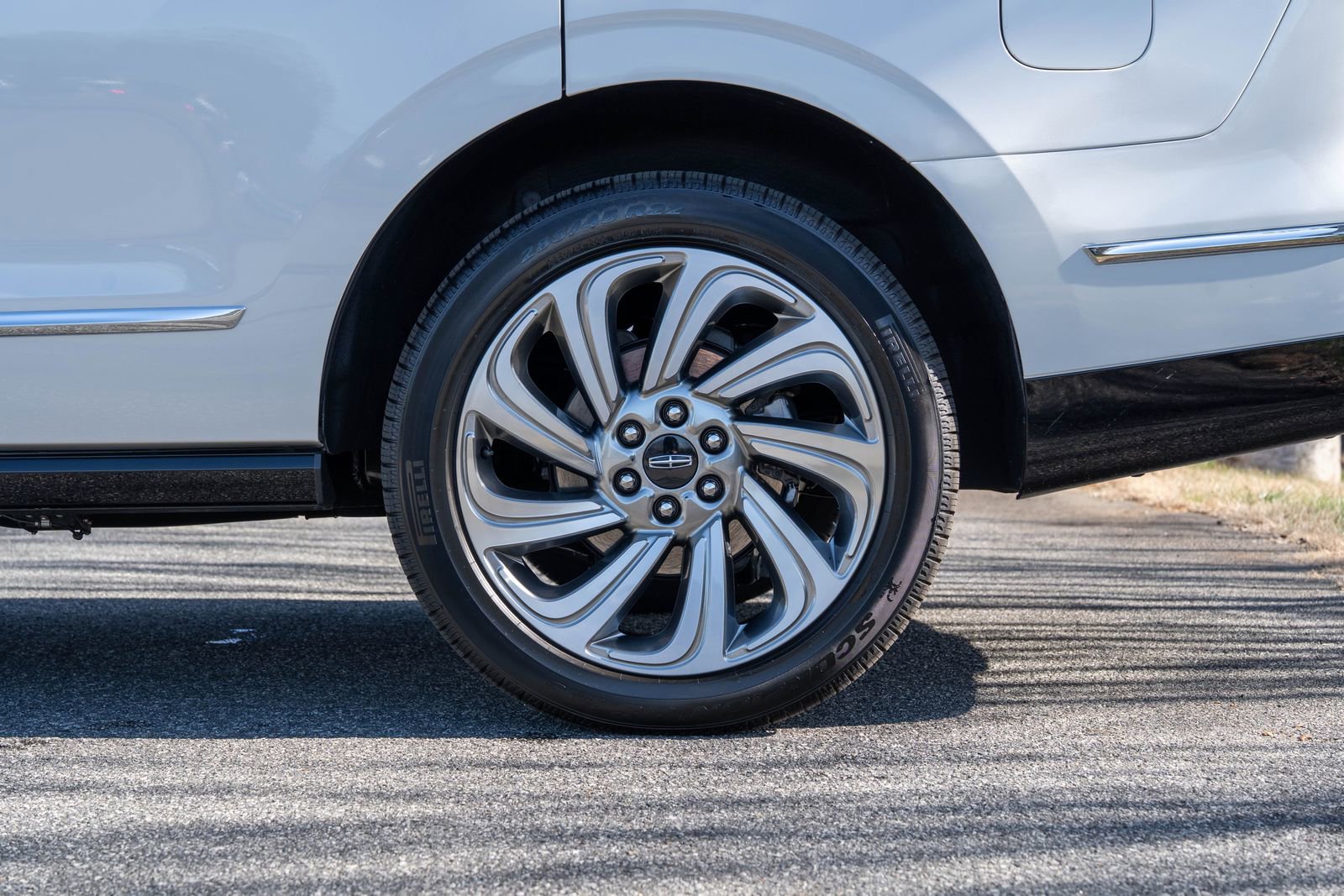 Used 2024 Lincoln Navigator Reserve image 10