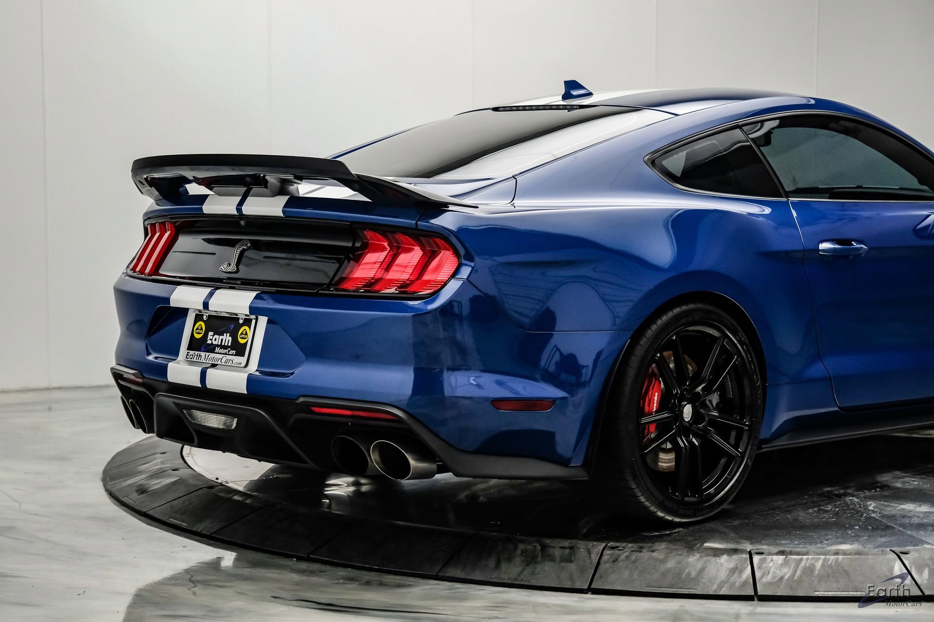 Used 2022 Ford Mustang Shelby GT500 w/ Technology Package RWD image 18