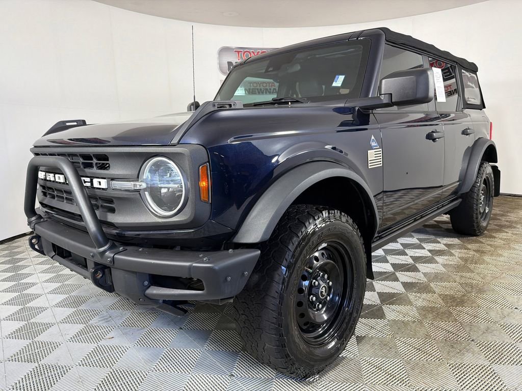 Used 2021 Ford Bronco Black Diamond image 7