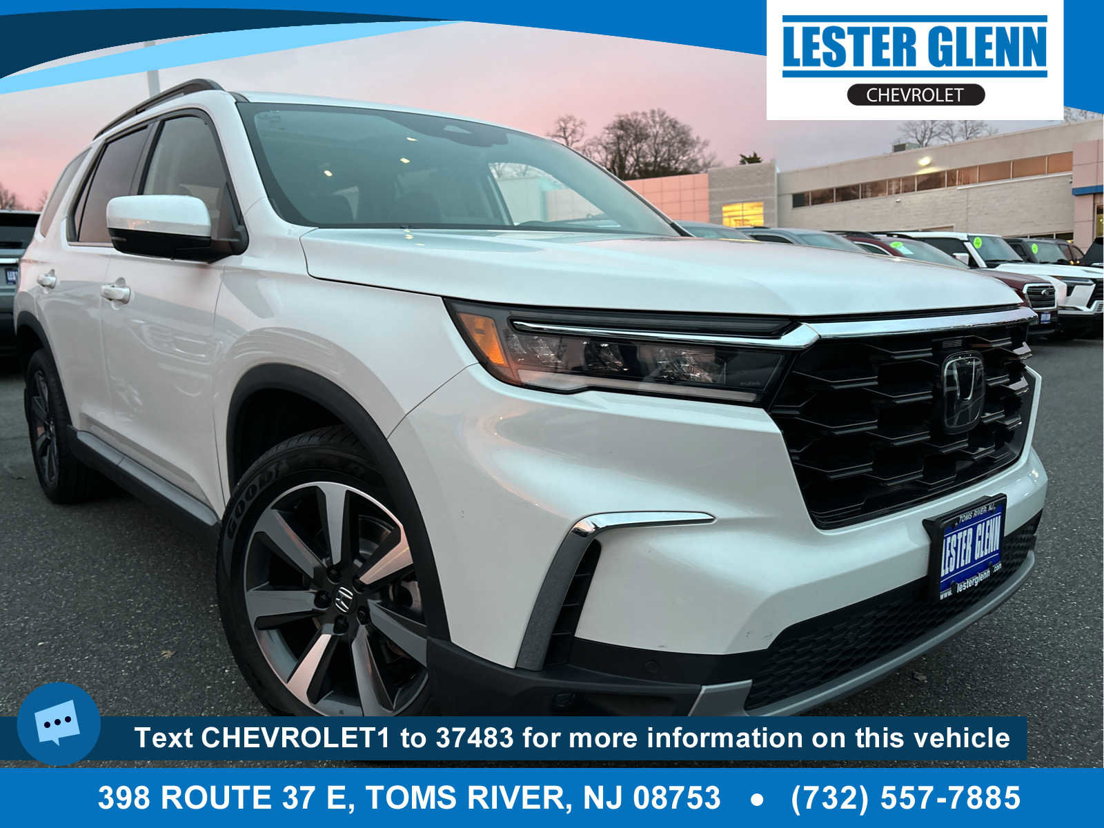 Used 2023 Honda Pilot Touring image 1