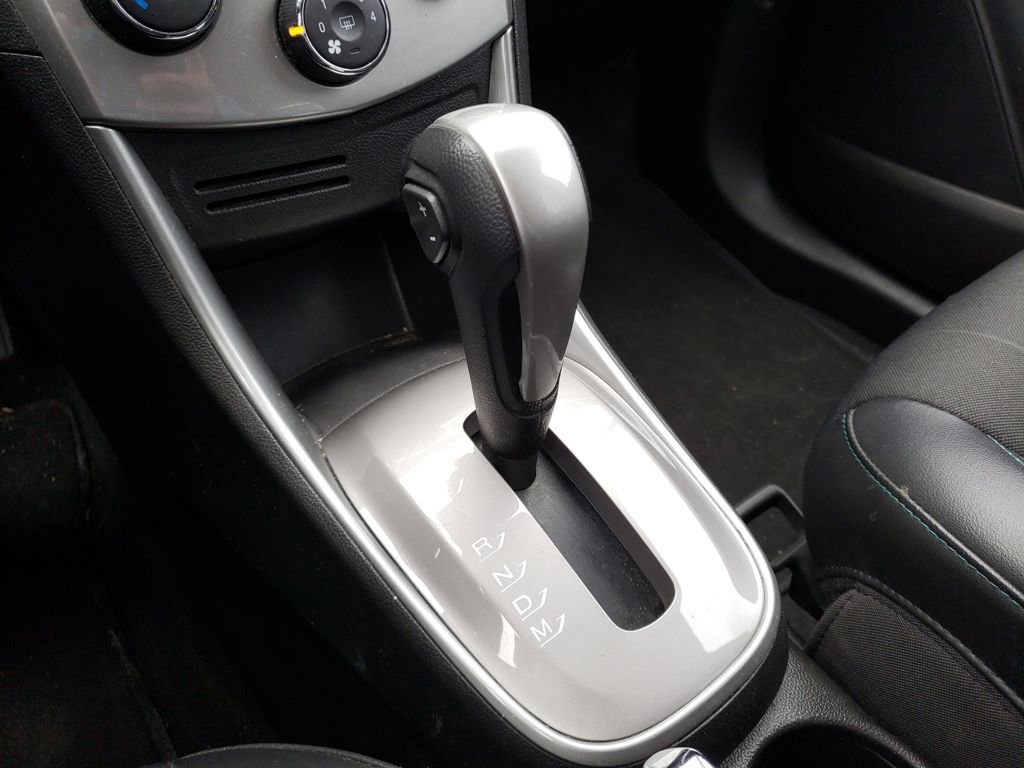 Used 2016 Chevrolet Trax LT w/ LT Convenience Package image 24