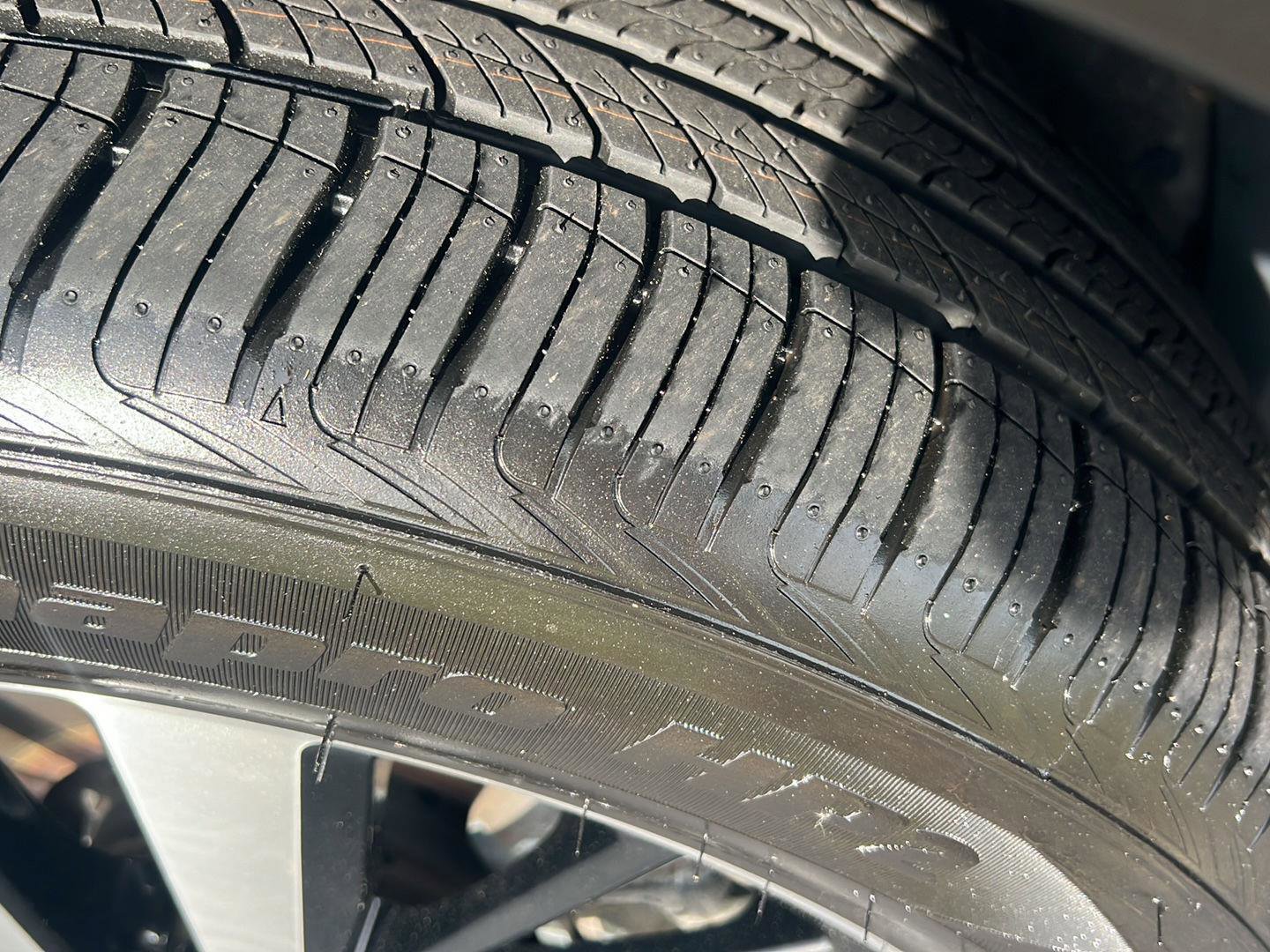 Used 2023 Nissan Pathfinder Platinum image 45