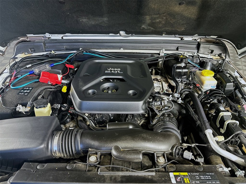 Used 2018 Jeep Wrangler Unlimited Sahara image 33