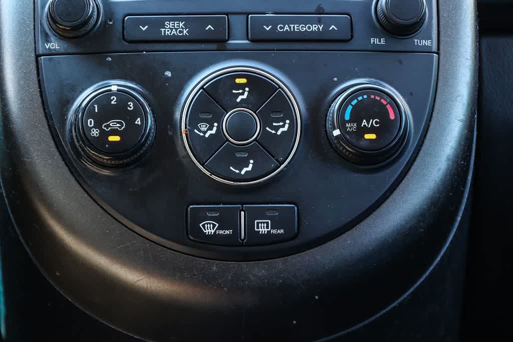 Used 2012 Kia Soul + w/ Audio Pkg FWD image 14