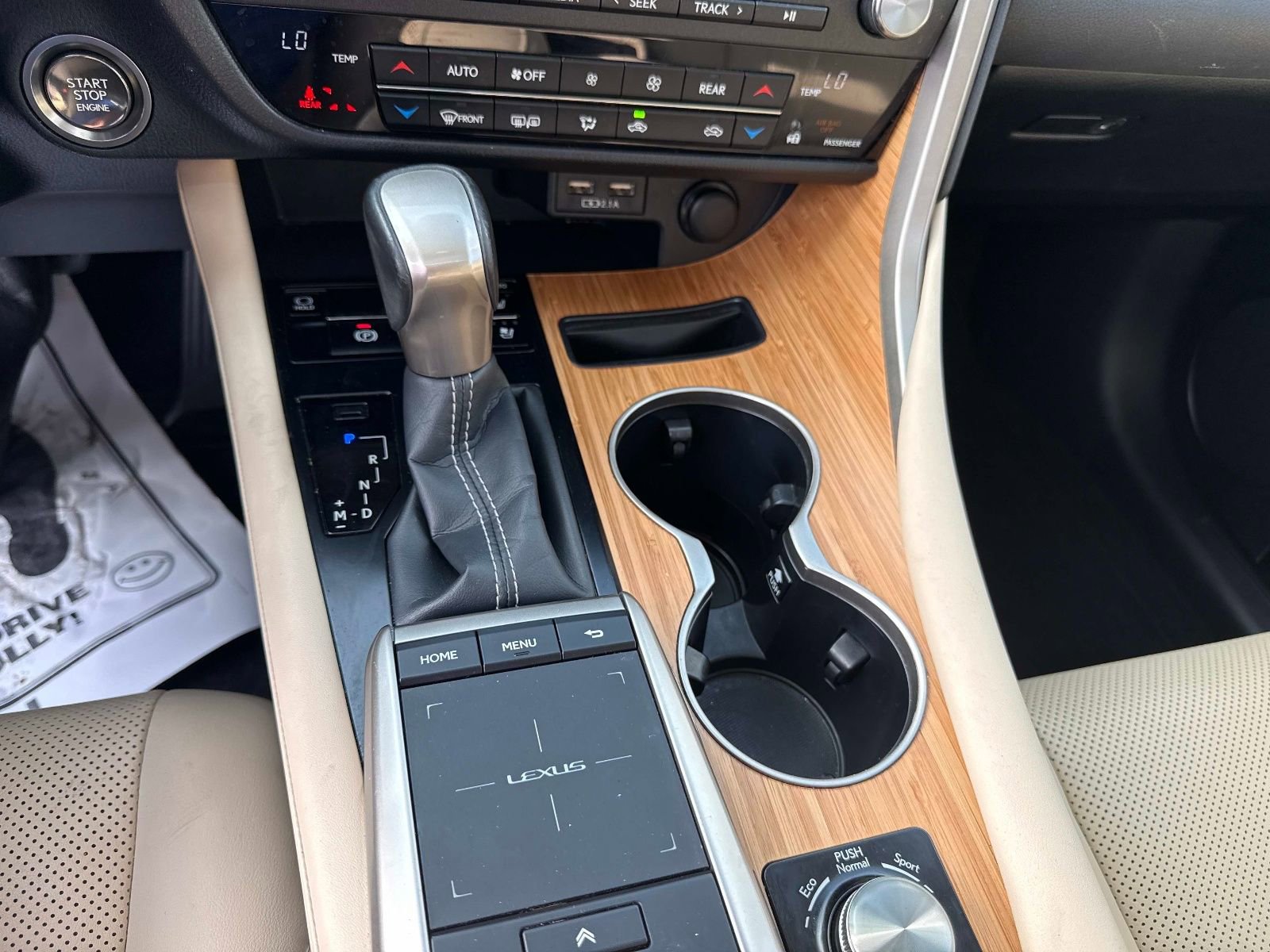 Used 2021 Lexus RX 350L FWD w/ Premium Package image 26