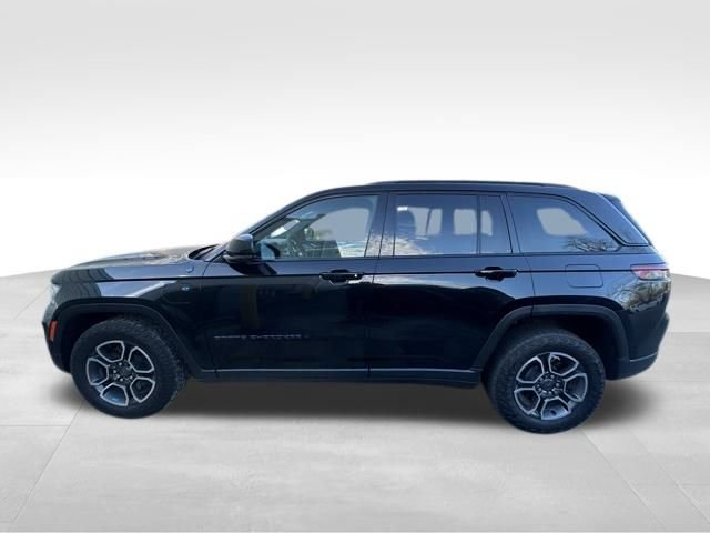 Used 2022 Jeep Grand Cherokee Trailhawk image 4