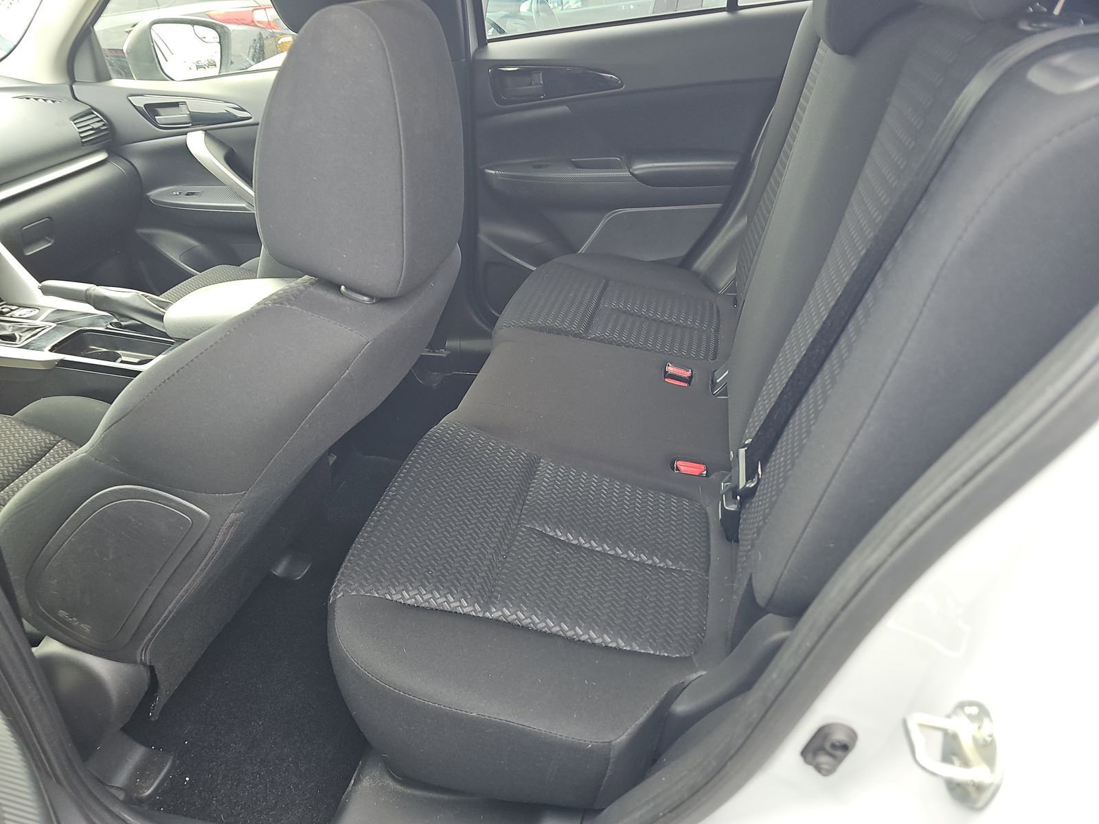 Used 2023 Mitsubishi Eclipse Cross SE image 4