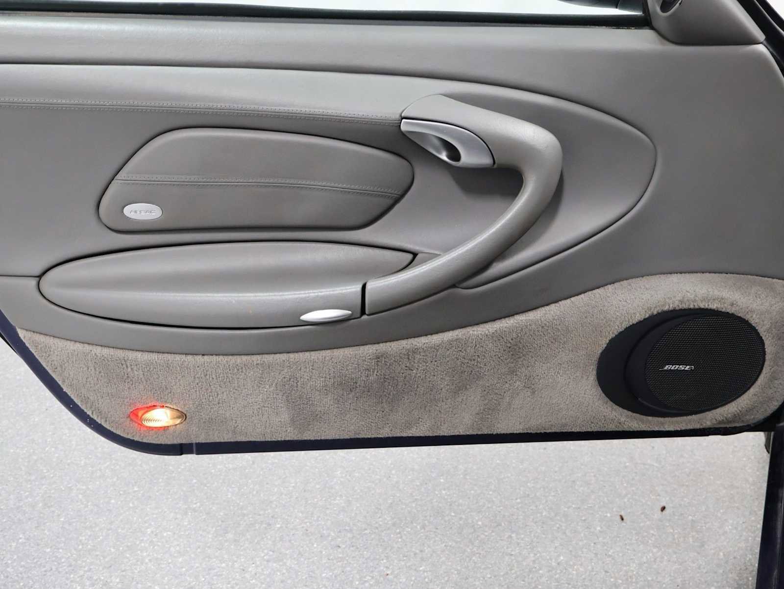 Used 2002 Porsche 911 Targa RWD image 16