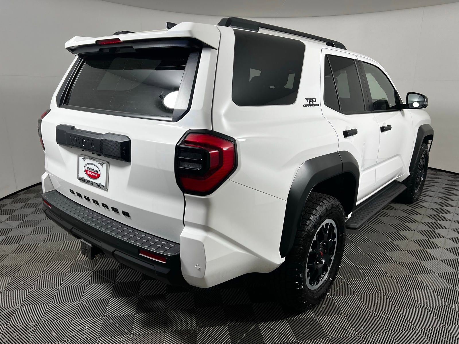 Certified 2025 Toyota 4Runner TRD Off-Road image 5