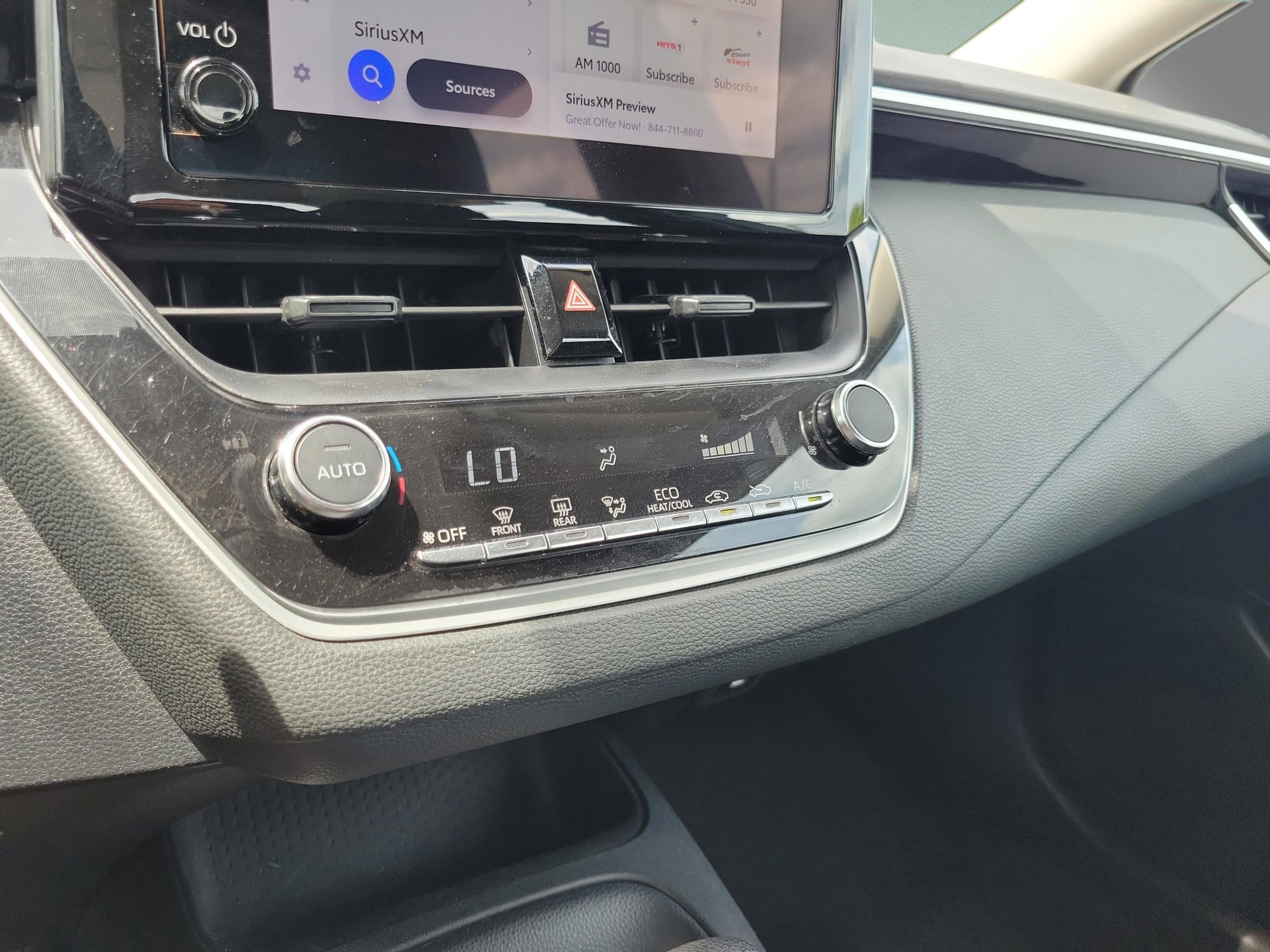 Used 2023 Toyota Corolla LE FWD image 29
