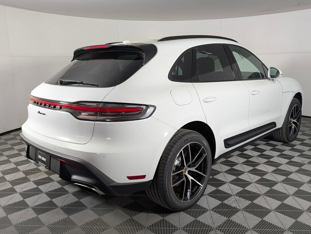 New 2026 Porsche Macan image 7