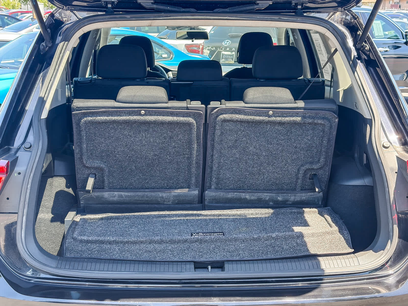 Used 2018 Volkswagen Tiguan S FWD image 25