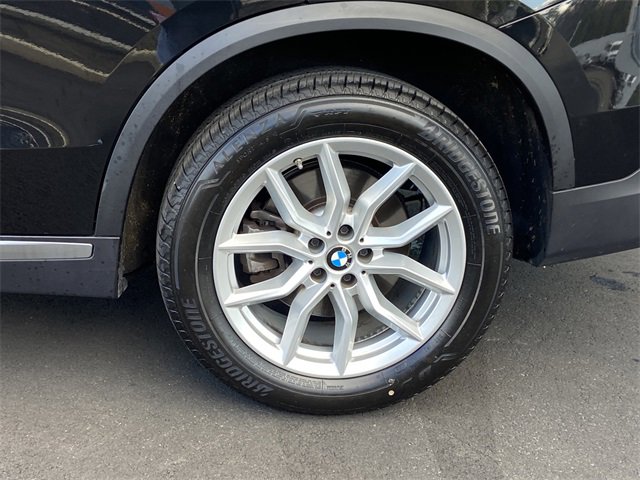 Certified 2022 BMW X5 xDrive40i w/ Premium Package image 11