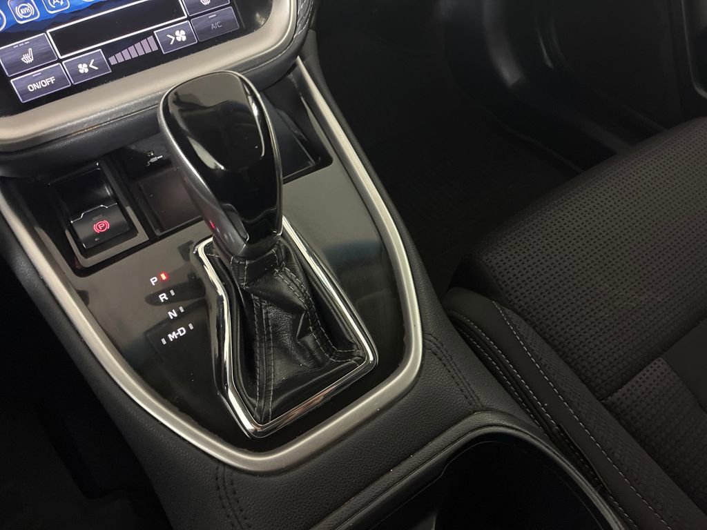 Used 2022 Subaru Outback Premium image 16