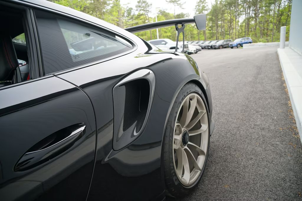 Used 2019 Porsche 911 GT2 RS RWD image 34