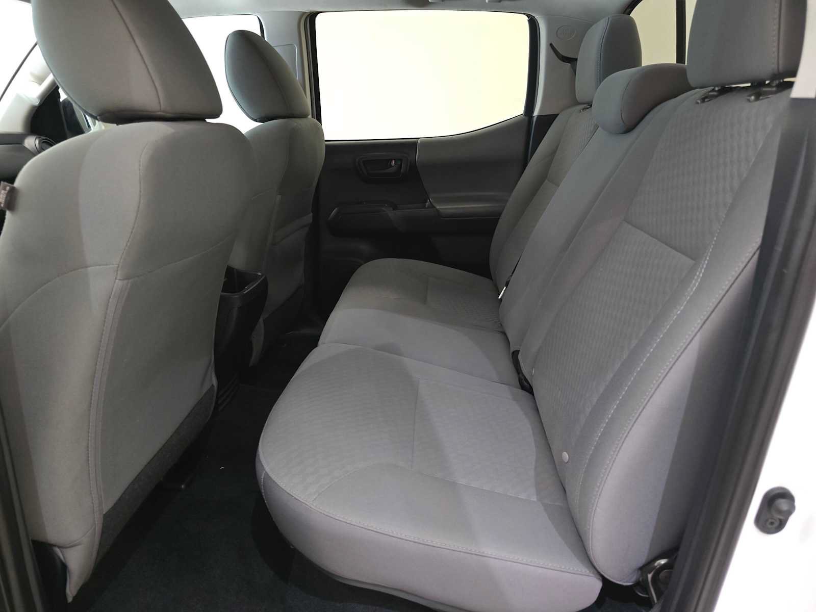 Used 2020 Toyota Tacoma SR AWD/4WD image 22