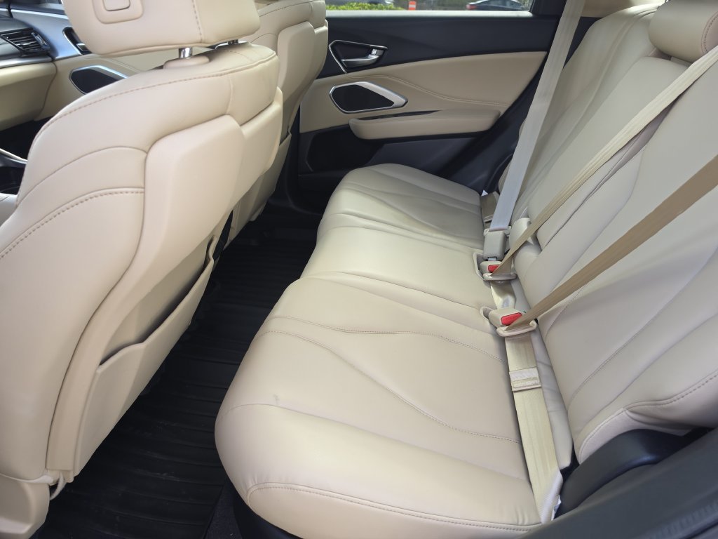Used 2024 Acura RDX SH-AWD image 17