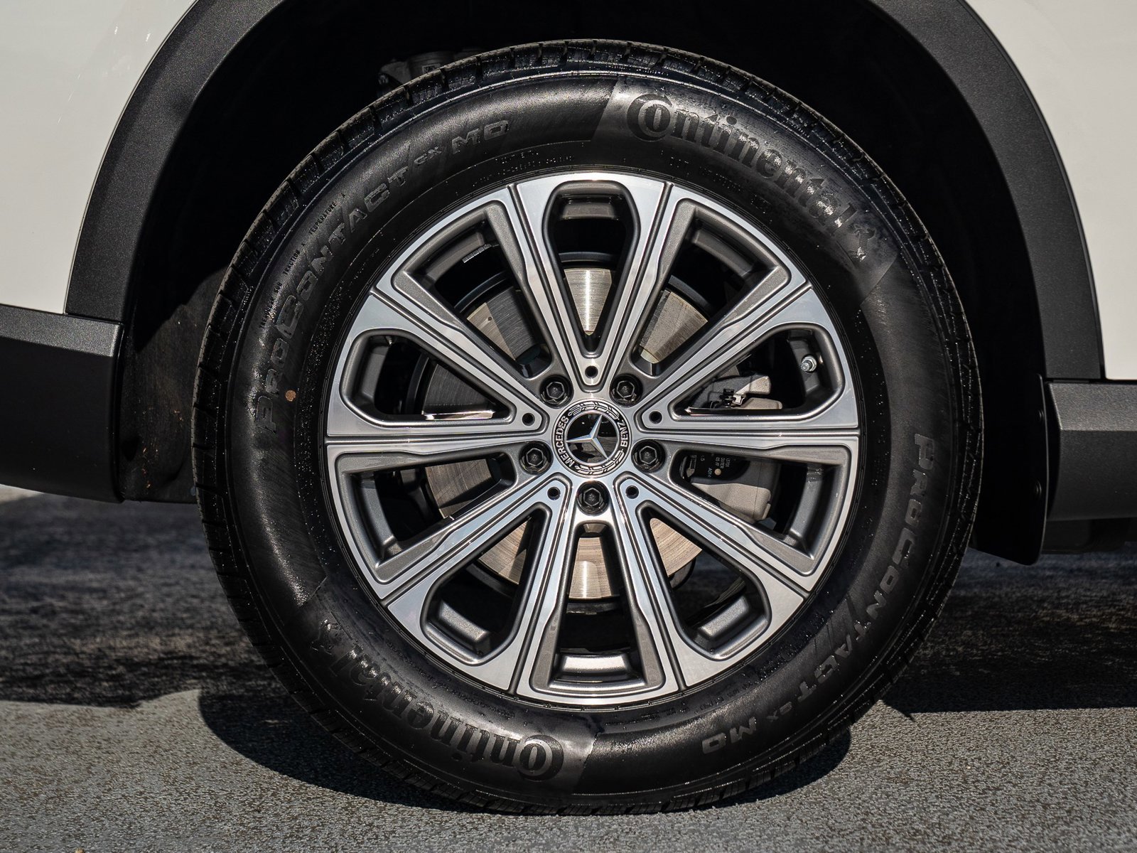 Used 2026 Mercedes-Benz GLC 300 4MATIC image 13