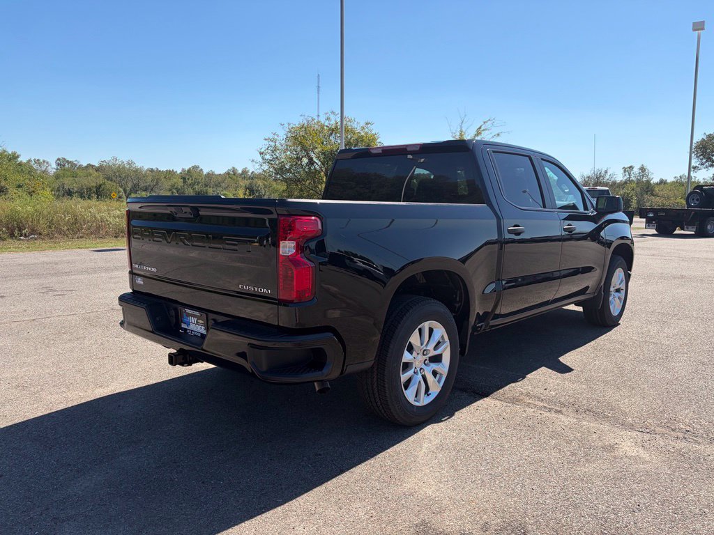 New 2026 Chevrolet Silverado 1500 Custom RWD image 5