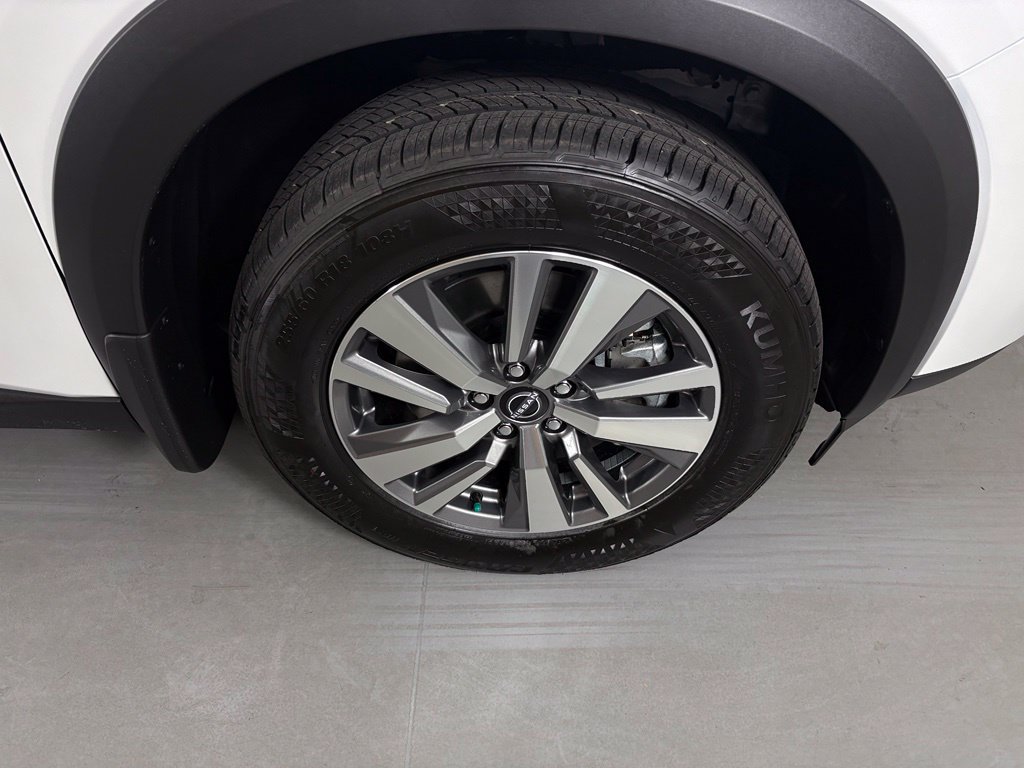 New 2026 Nissan Pathfinder SL FWD image 10