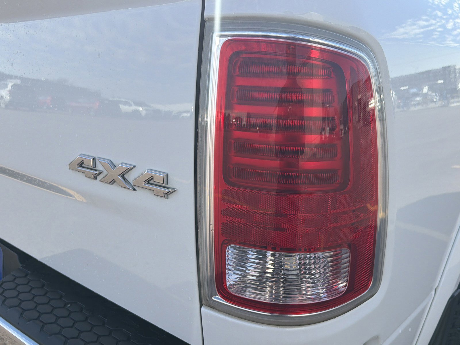 Used 2017 RAM 1500 Laramie w/ Convenience Group image 17