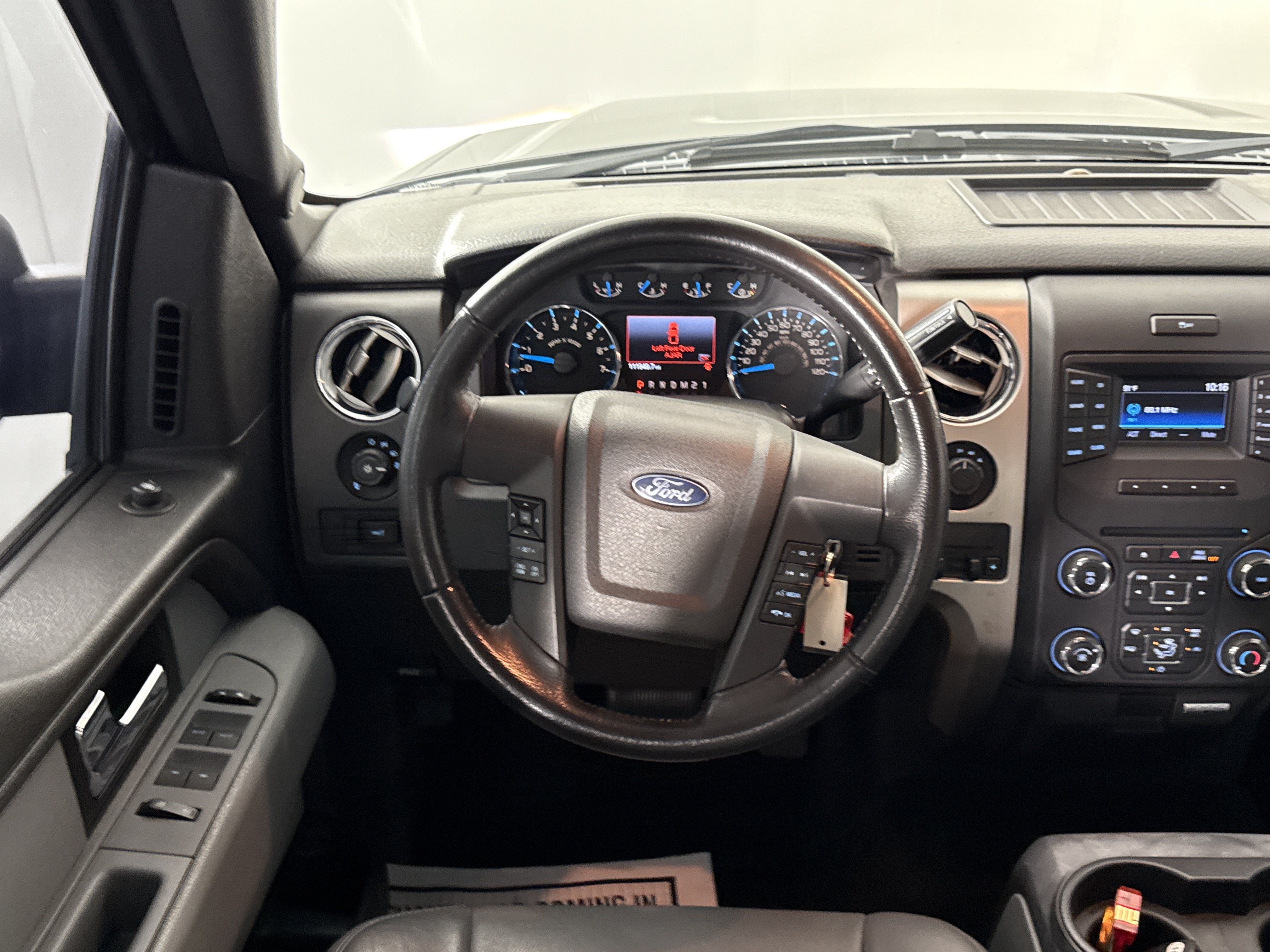 Used 2014 Ford F150 XLT w/ Equipment Group 302A Luxury AWD/4WD image 10