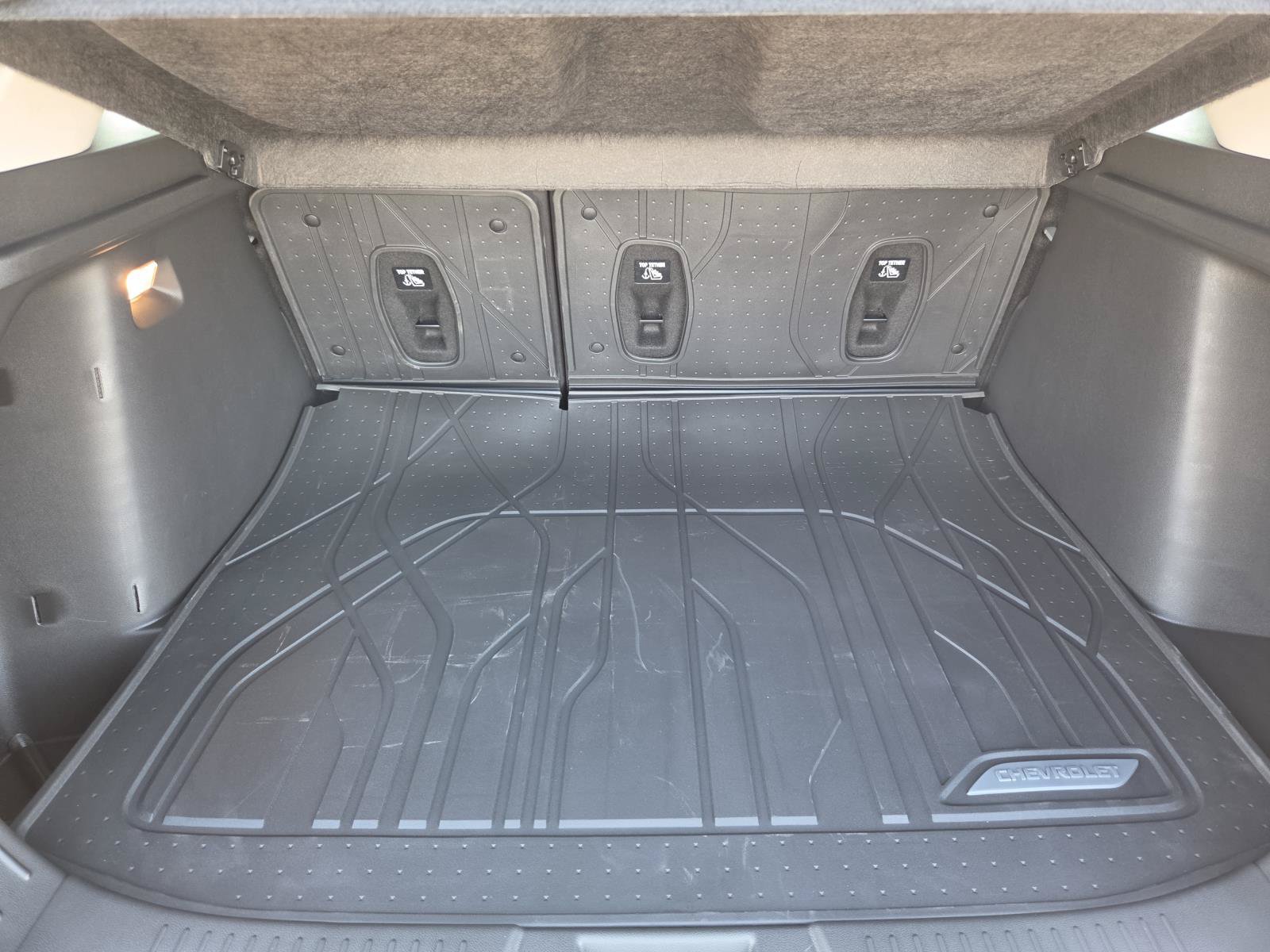 New 2026 Chevrolet Trax LT FWD image 12