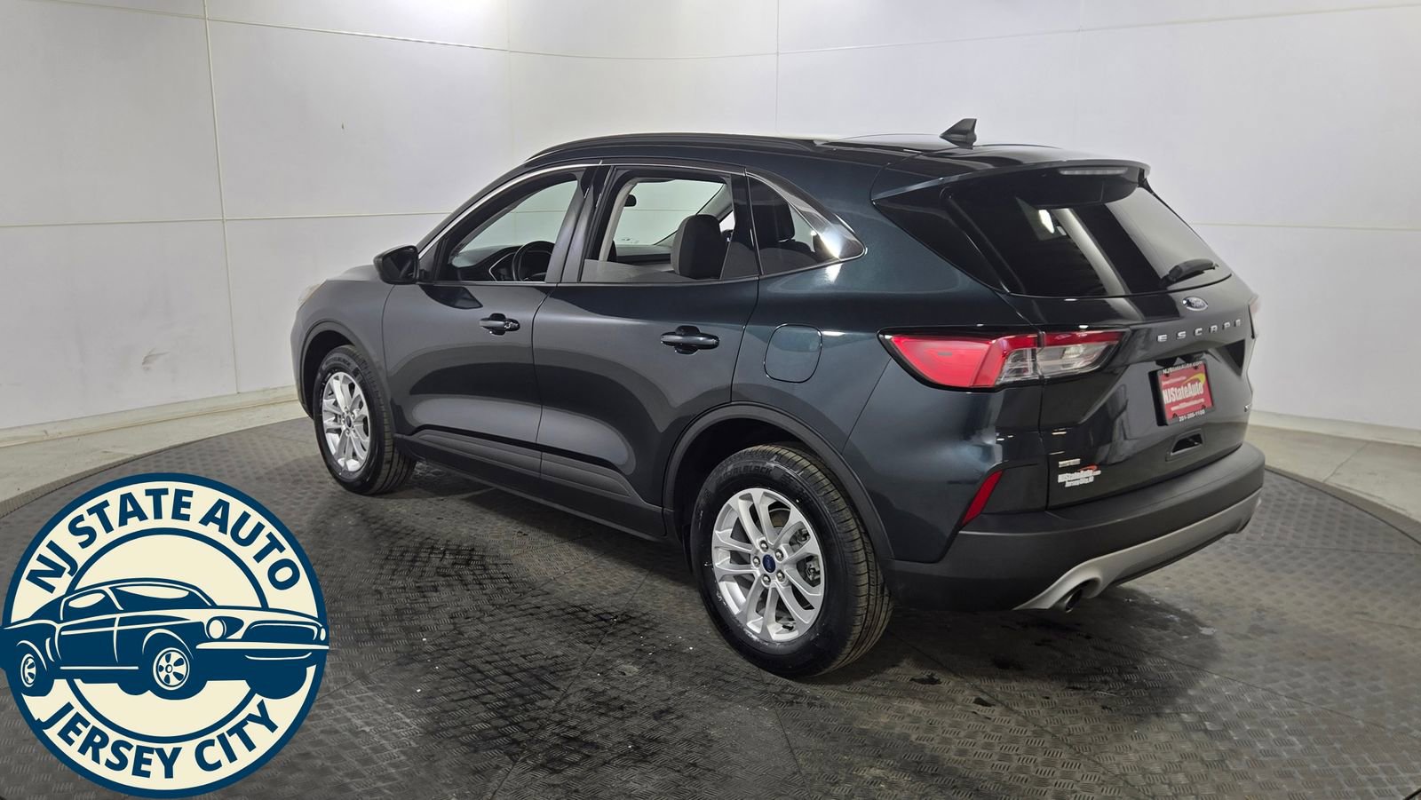 Used 2022 Ford Escape SE w/ Convenience Package image 5