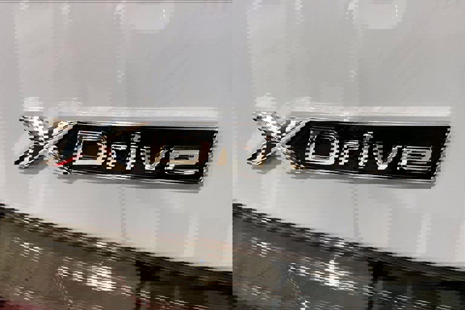 Used 2023 BMW 330e xDrive 330e xDrive w/ M Sport Package image 31