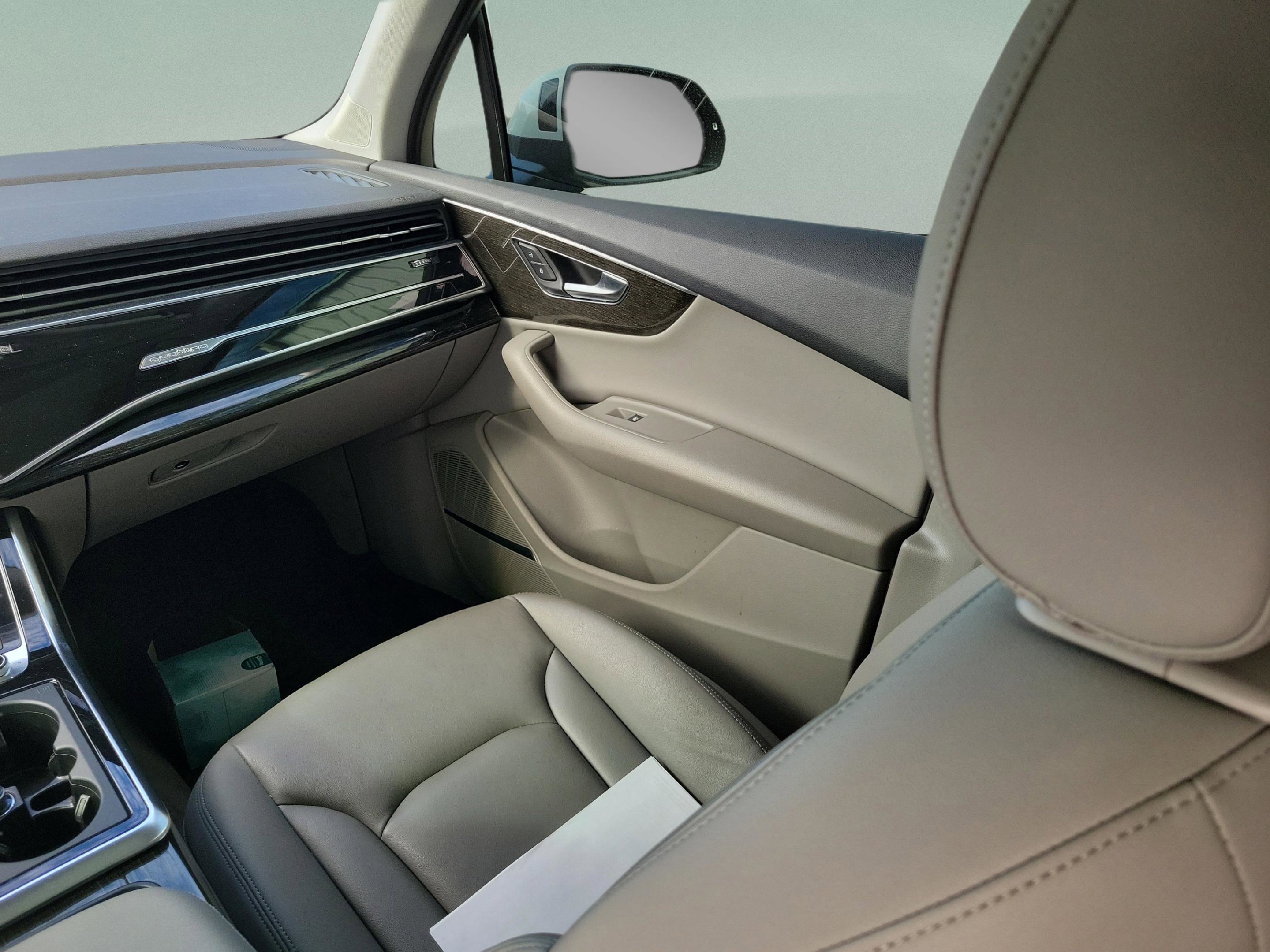 Used 2021 Audi Q7 3.0T Premium Plus w/ Premium Plus Package image 9