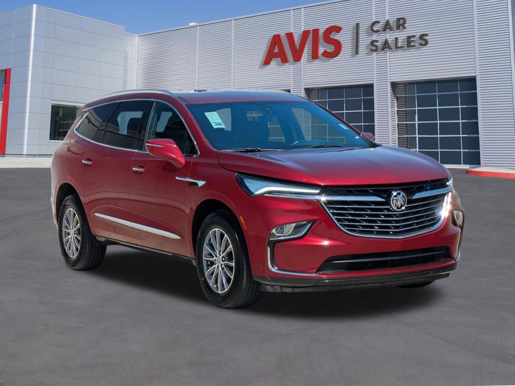 Used 2024 Buick Enclave Premium image 3
