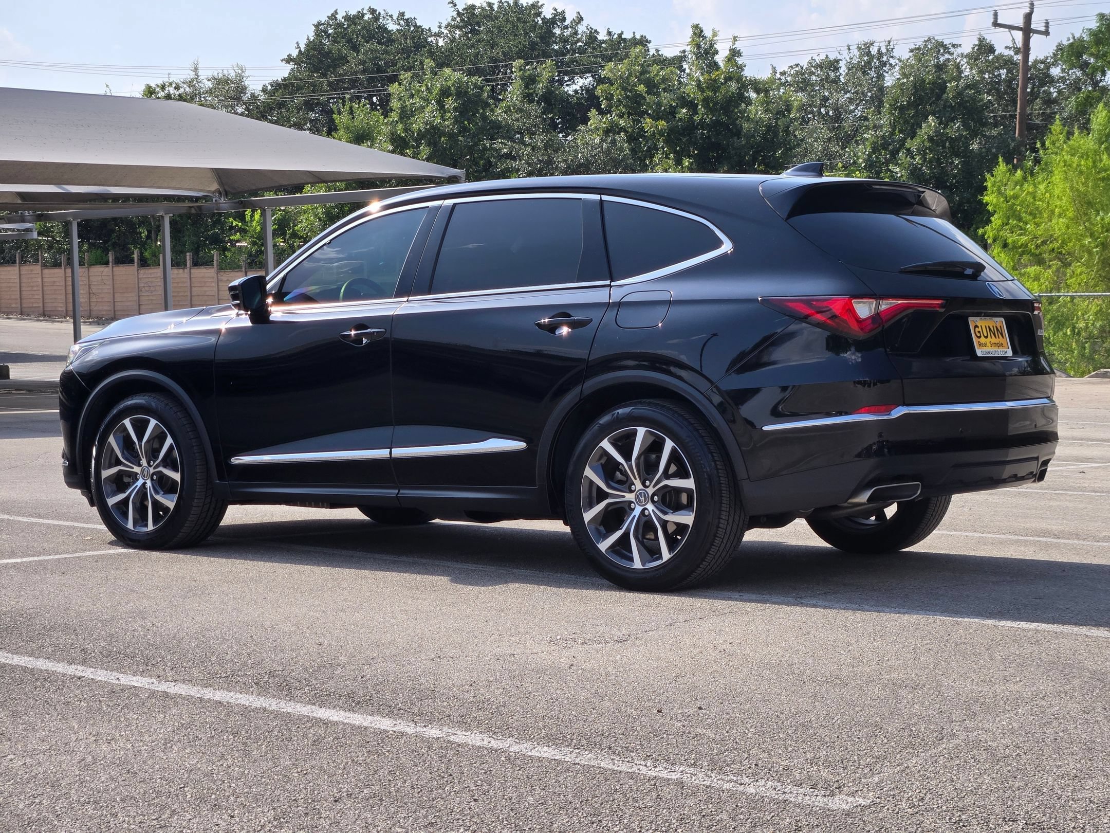 Used 2023 Acura MDX FWD w/ Technology Package image 5