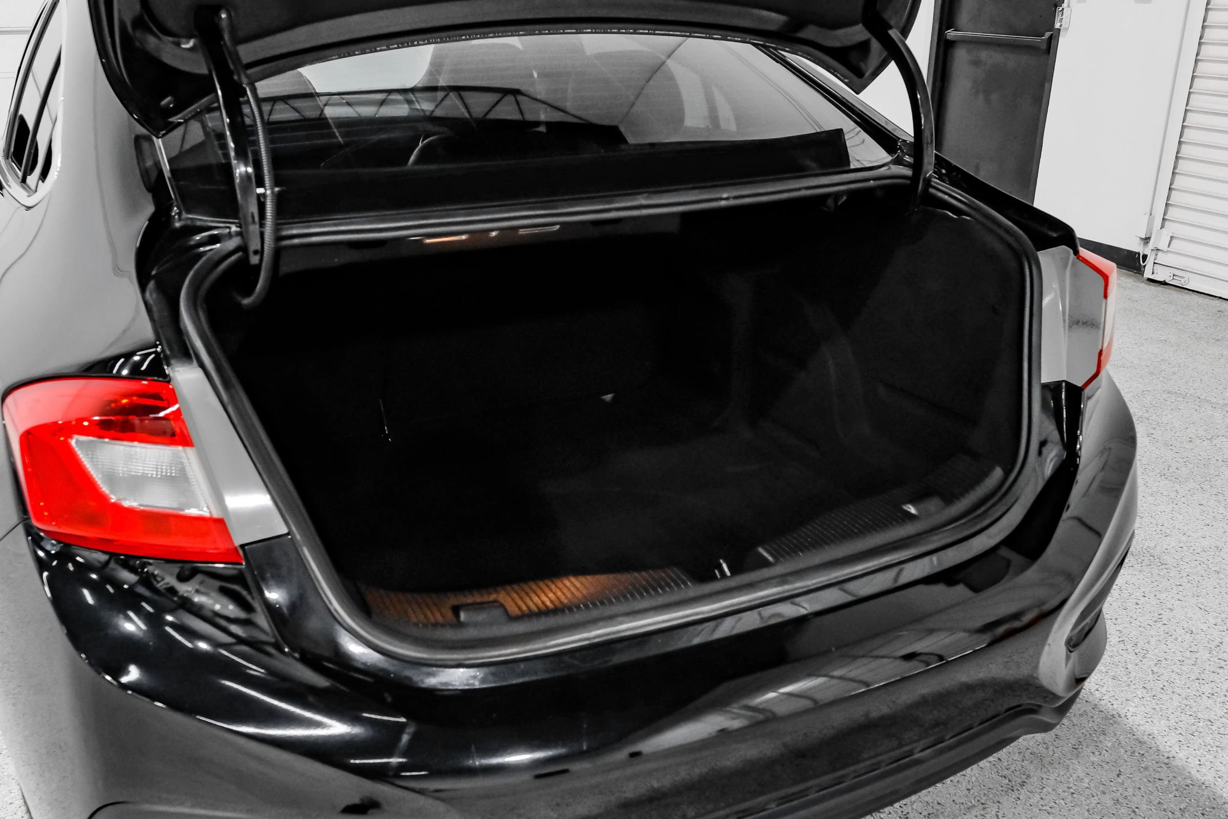 Used 2016 Chevrolet Cruze Premier image 55