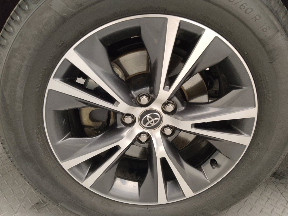 Used 2019 Toyota Highlander Plus image 31