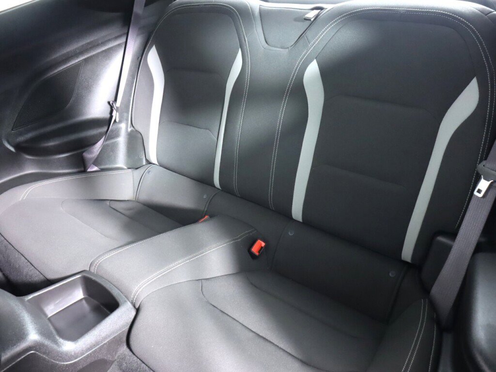 Used 2016 Chevrolet Camaro LT w/ Technology Package image 31