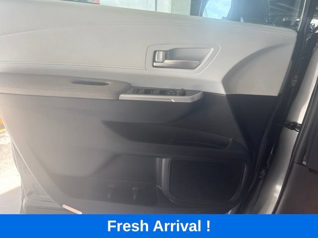 Used 2026 Toyota Sienna XLE FWD image 14
