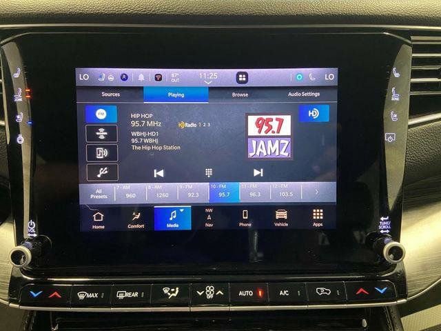 Used 2024 Jeep Wagoneer L Series II w/ Flexible Seating Group image 13