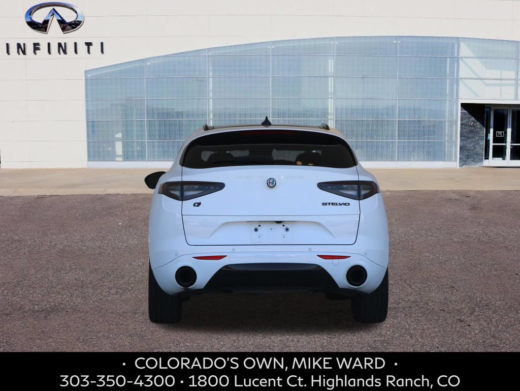 Used 2021 Alfa Romeo Stelvio Ti Sport AWD/4WD image 4