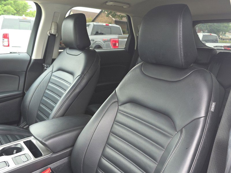 Used 2024 Ford Edge SEL image 23