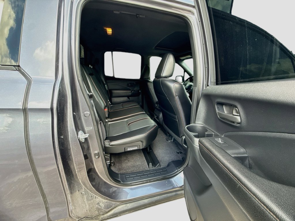 Used 2025 Honda Ridgeline TrailSport image 28