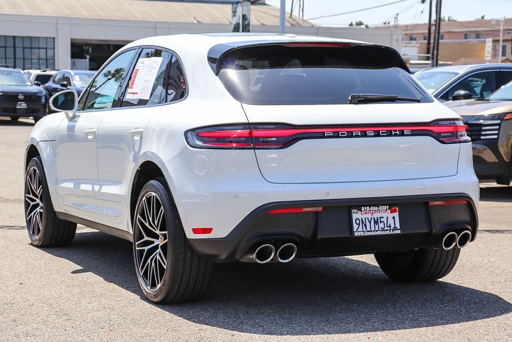 Used 2024 Porsche Macan AWD/4WD image 6