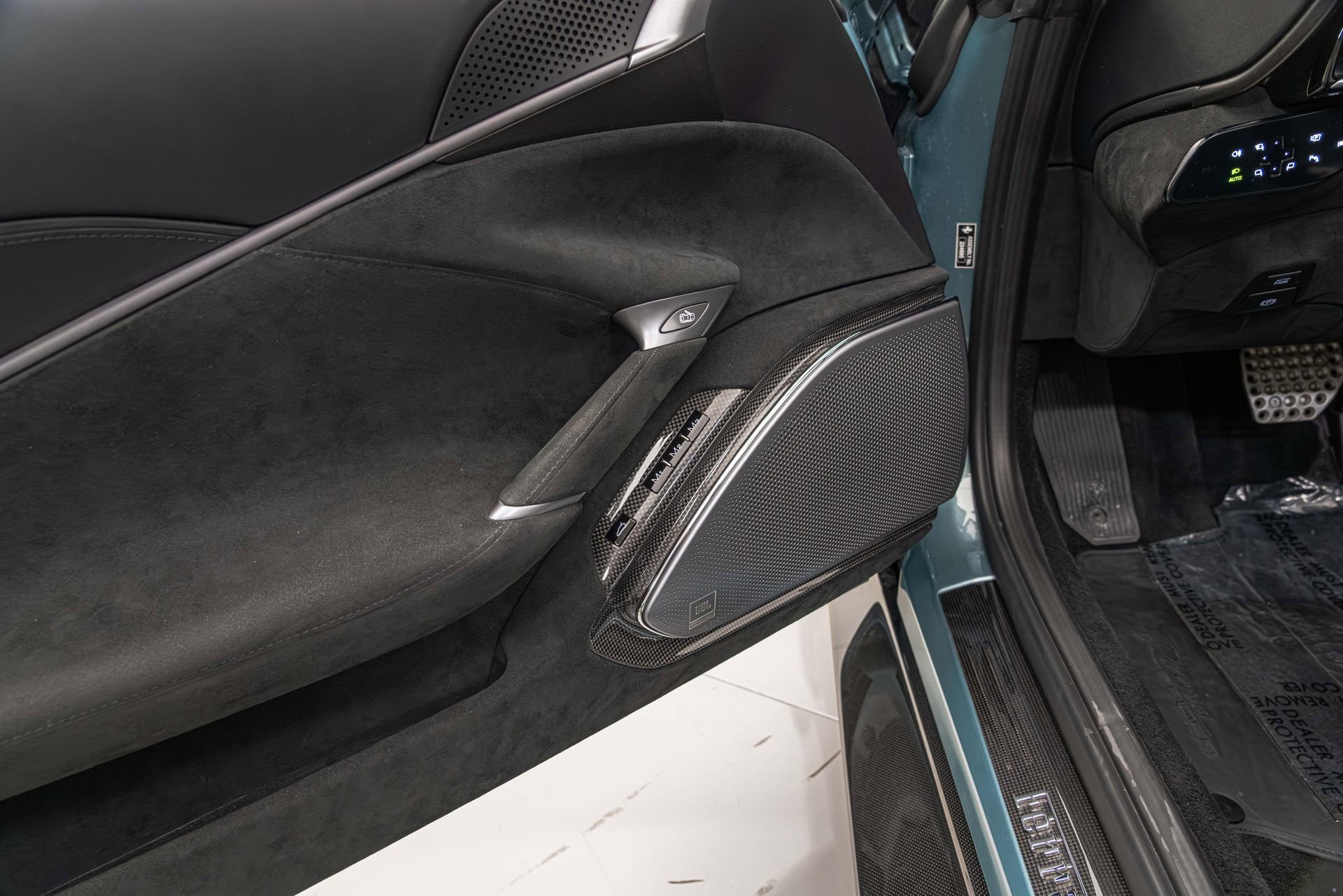 Certified 2024 Ferrari Roma Spider RWD image 36