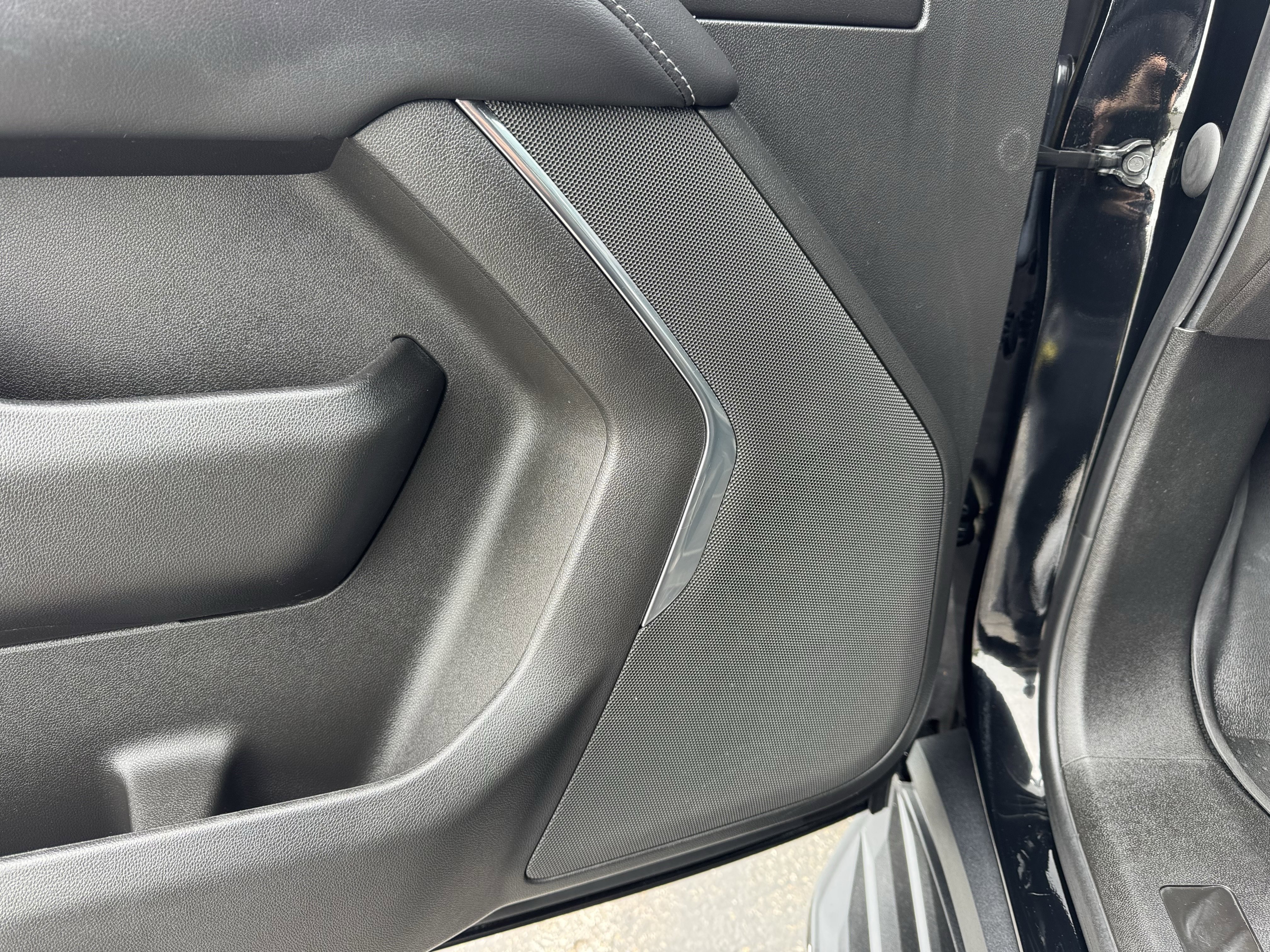 Used 2023 Chevrolet Tahoe LS image 12