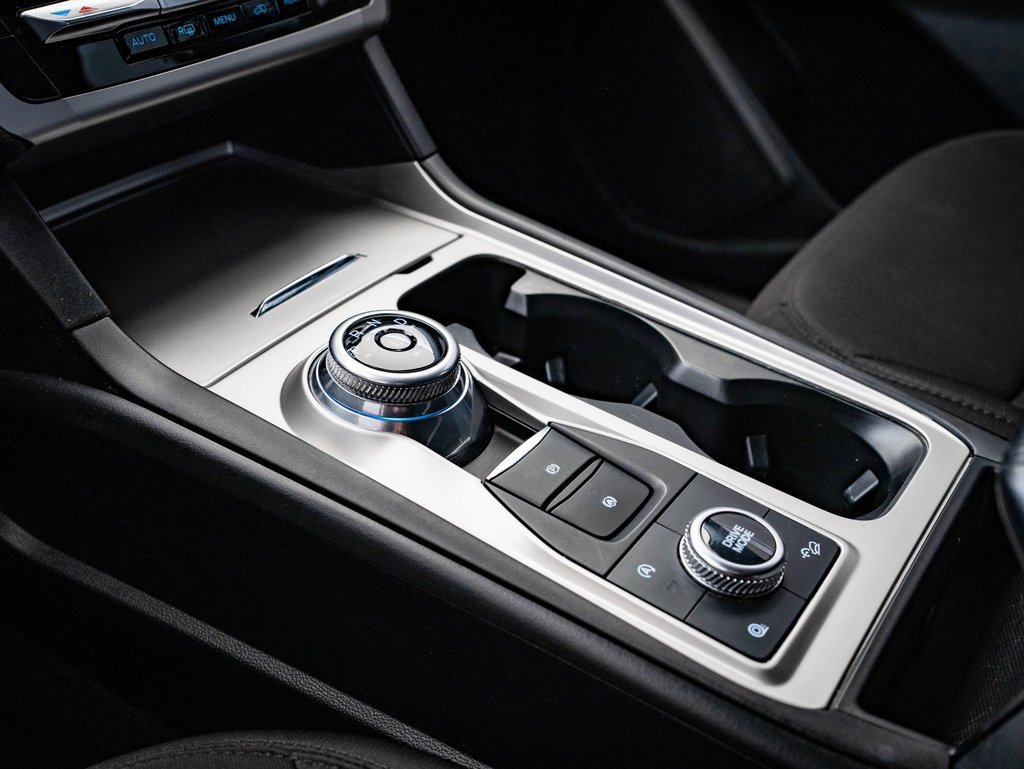 Used 2021 Ford Explorer XLT image 38