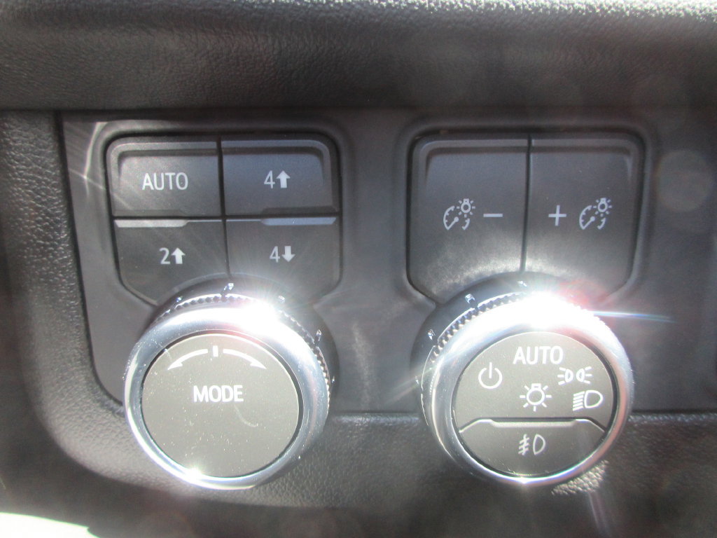 New 2026 GMC Yukon XL Elevation AWD/4WD image 18