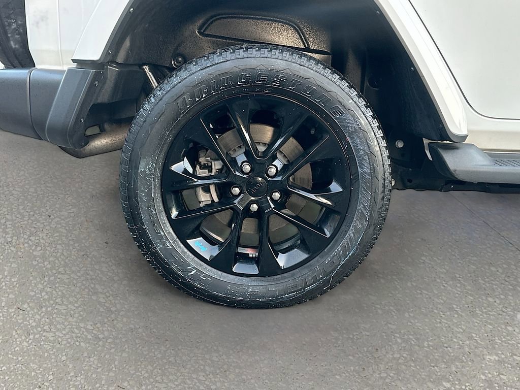 Used 2023 Jeep Wrangler Unlimited Sahara w/ Cold Weather Group image 31